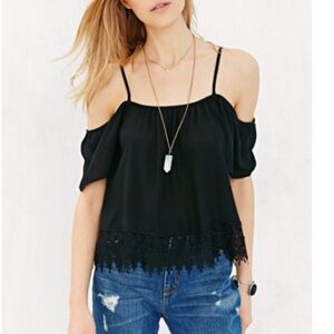 Vintage Kimchi Blue Black Crochet-Trim Cold Shoulder Top